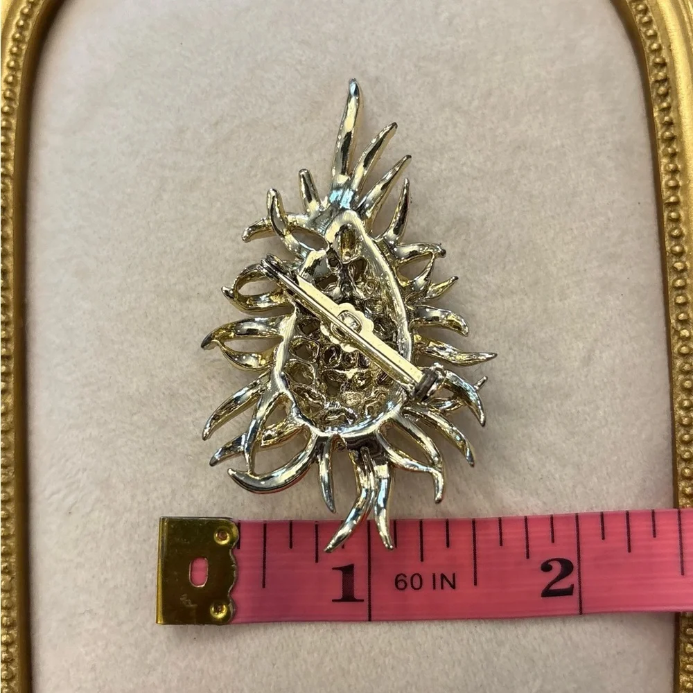 Aurora Borealis Rhinestones Brooch Gold Tone Pin Wild Floral Dramatic Glam‎